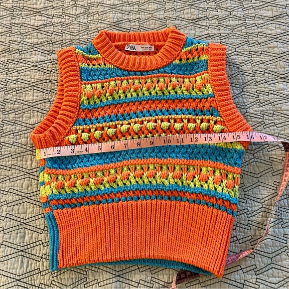 Crocheted Zara Vest - Picture 2 of 7